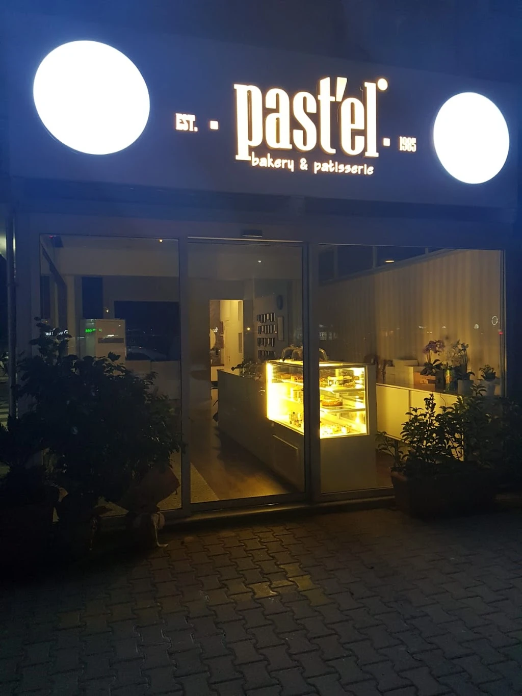 Pastel Patisserie Bayraklı