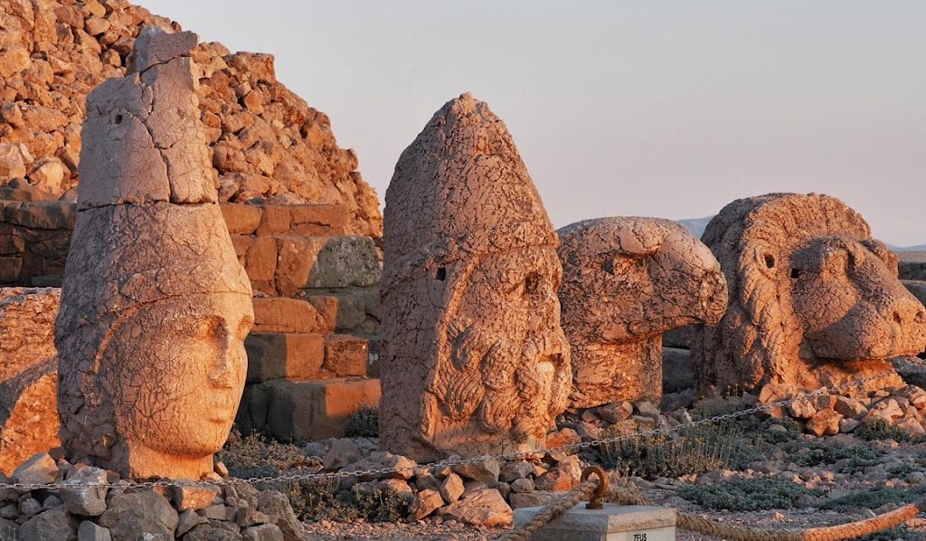 AVUKAT MEHMET KÜÇÜKKAYA,Adıyaman Boşanma Avukatı,Ceza Avukatı,Tazminat Avukatı,İş Avukatı,Miras Avukatı,Kira Avukatı,