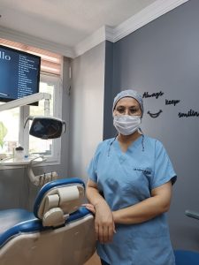 Diş Hekimi Sibel Özen Seyhan Adana Elmas Diş Kliniği