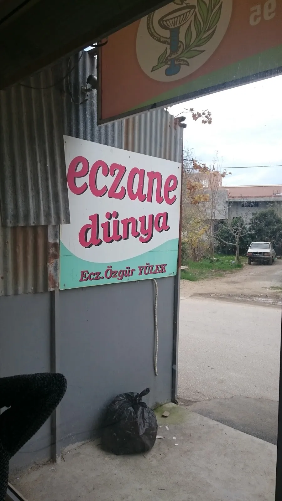 Dünya Eczanesi