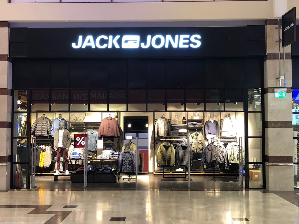 JACK & JONES