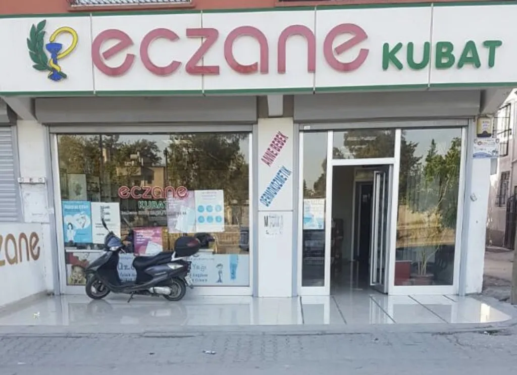 Kubat Eczanesi