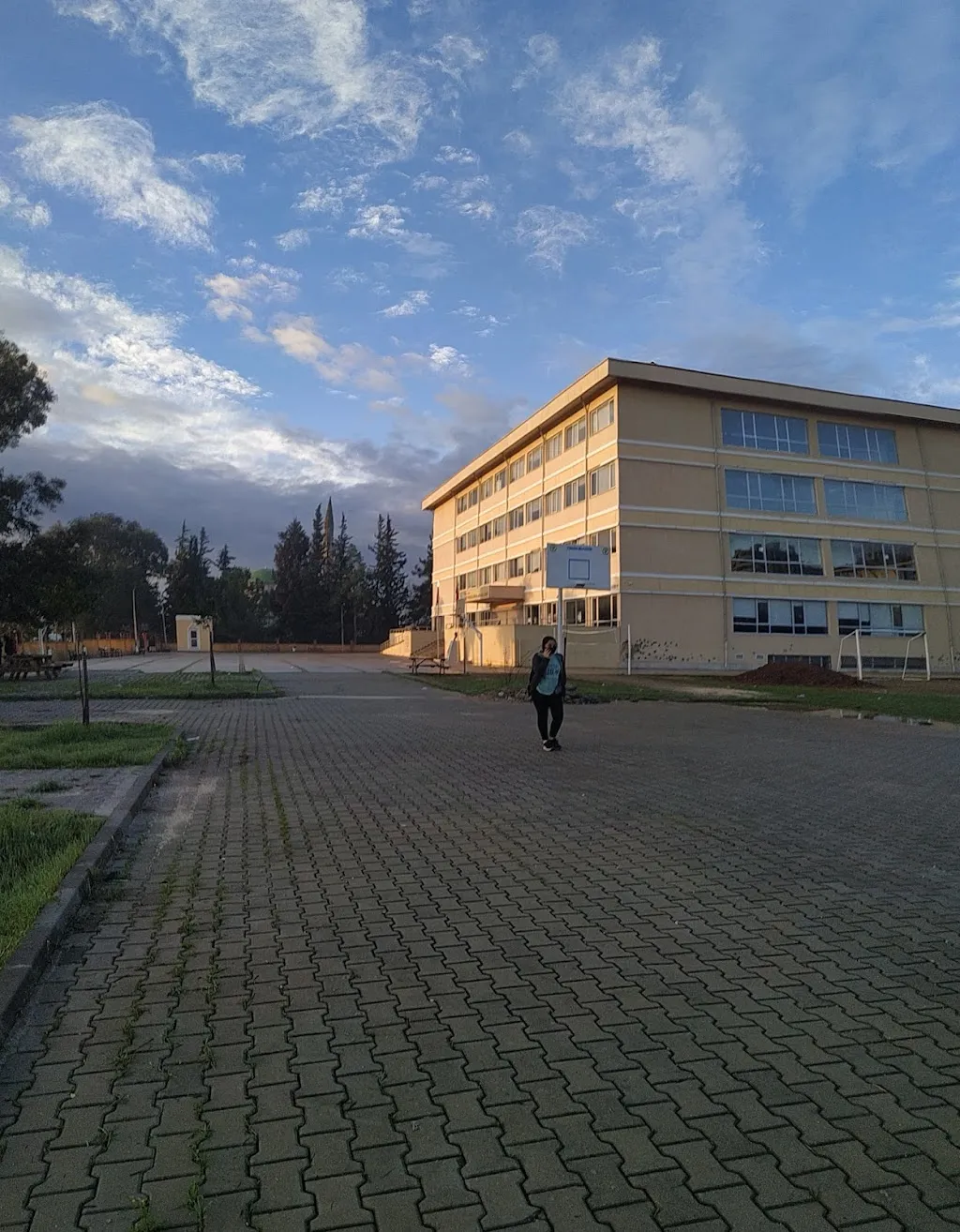 Şehit Mustafa Göksal Anadolu Lisesi