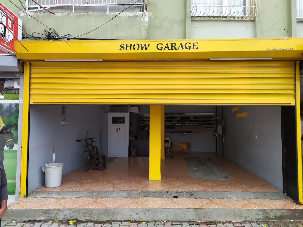 Show Garage