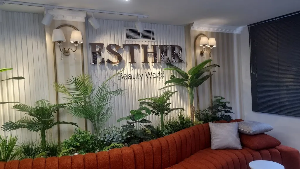 Esther Beauty Center | Dudak dolgusu, Microblading, İpek kirpik