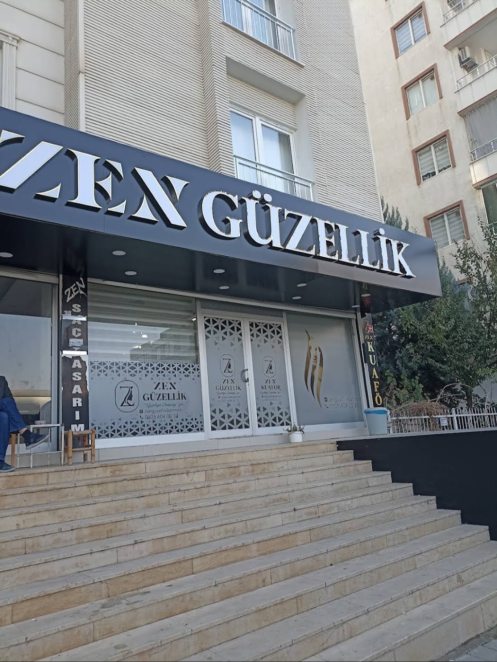 ZEN BAYAN KUAFÖRÜ VE GÜZELLİK SALONU