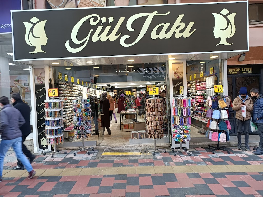 Gül takı