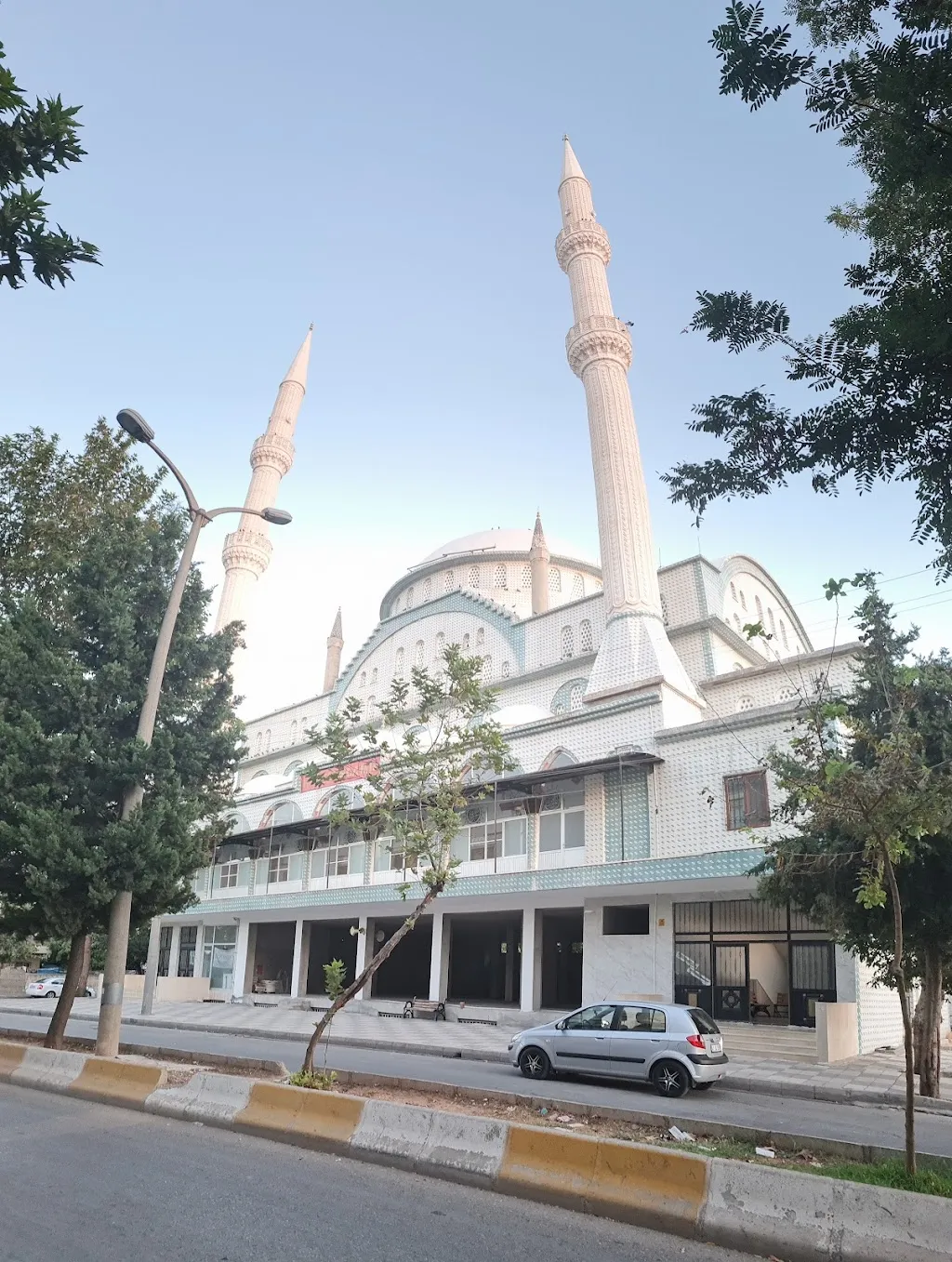 Hastane Cami