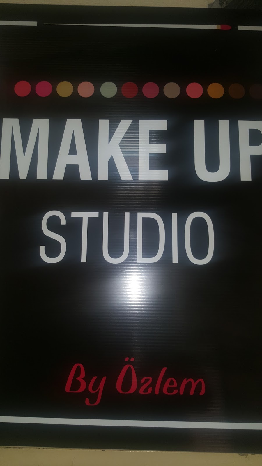 Makeup Studio ÖZLEM