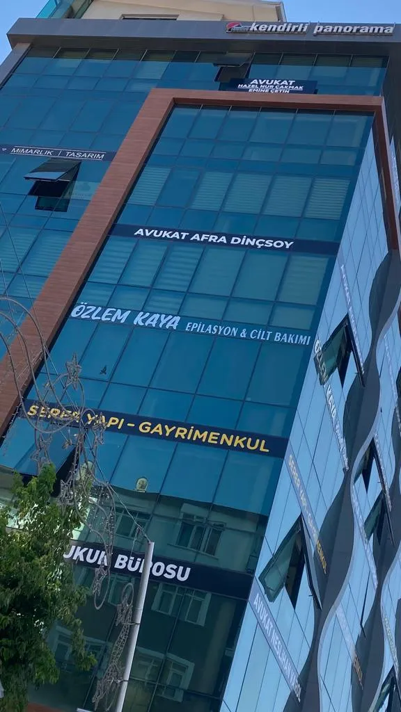 Özlem Kaya Beauty Center