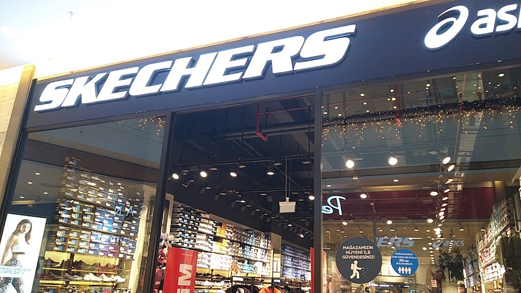 Skechers