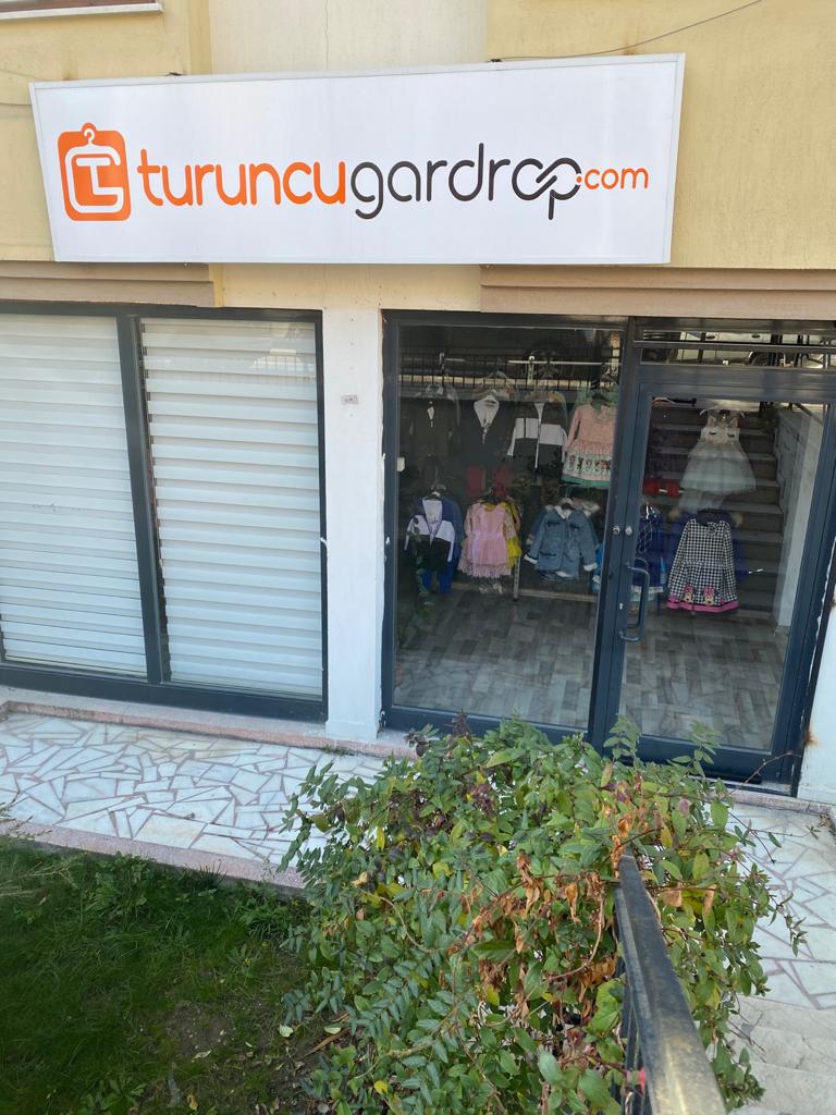 Turuncu Gardrop