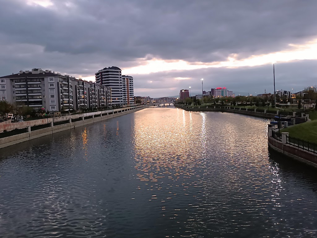 Afyon Akarçay Kültür Parkı