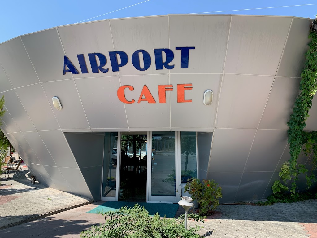 AIRPORT CAFE