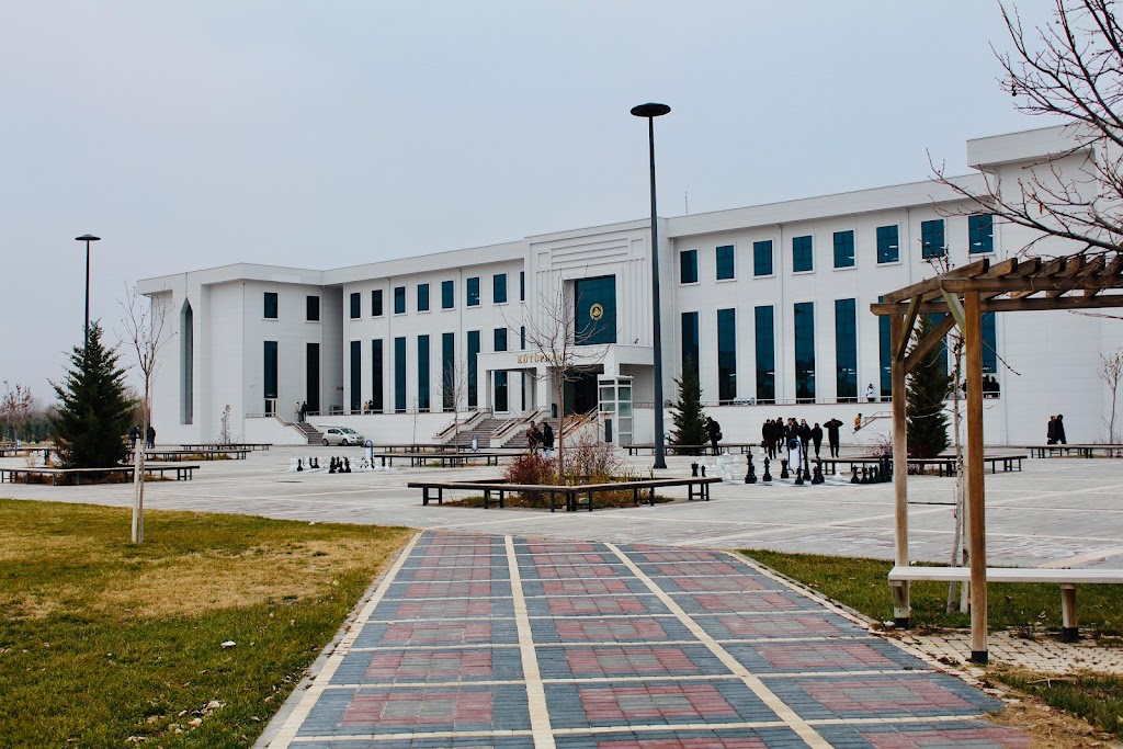 Aksaray Üniversitesi Kütüphanesi