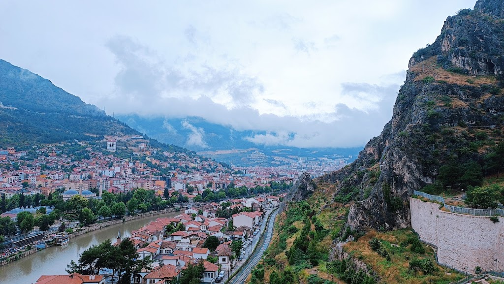 Amasya Mezarlığı