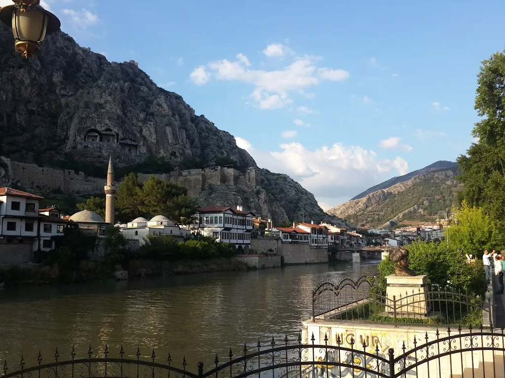 Amasya Yalıboyu Evleri