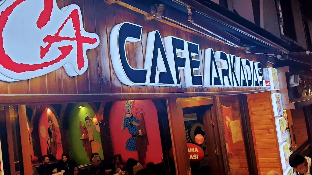 Arkadaş Cafe bazlama dunyasi