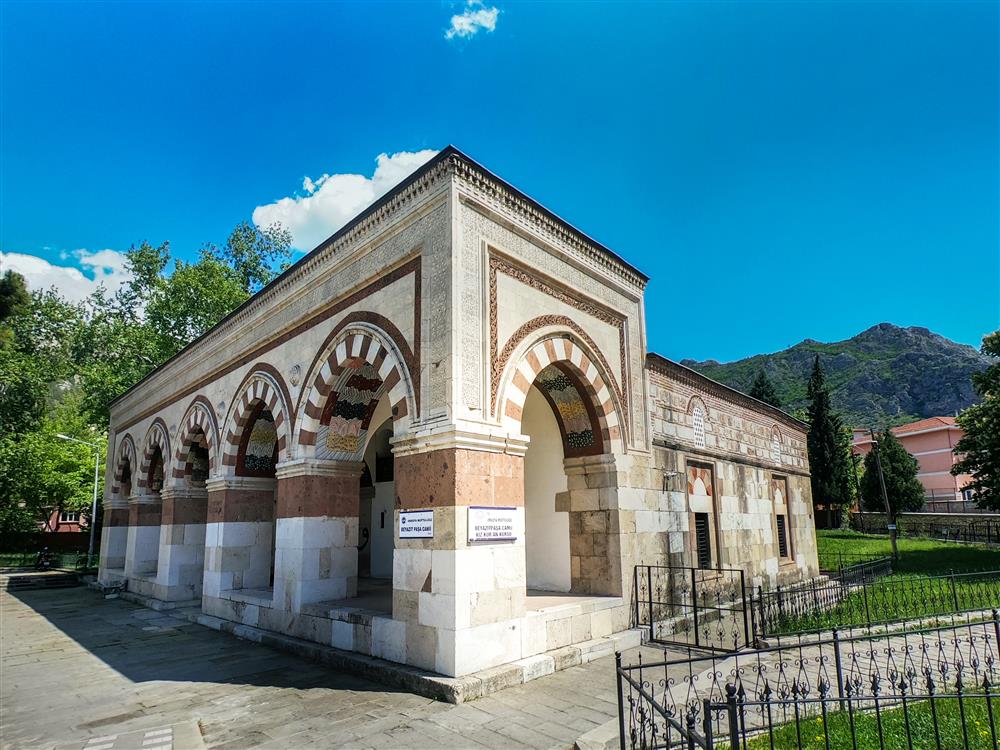 Bayezid Paşa Camii