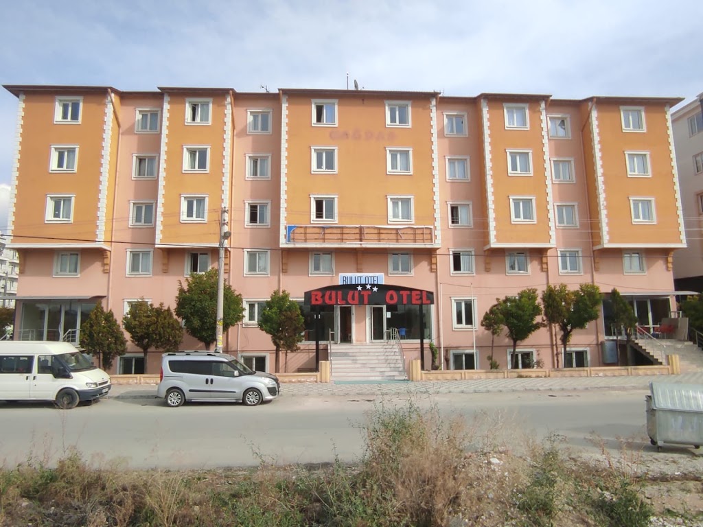 BULUT OTEL