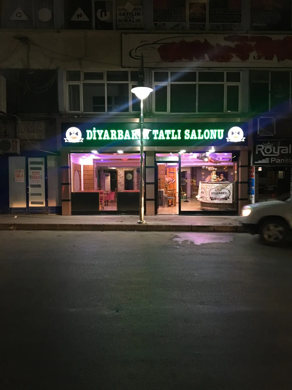 Diyarbakır Tatlı Salonu