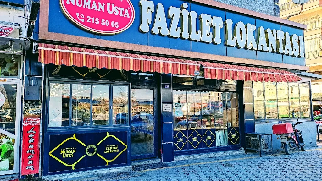 Fazilet Lokantası (Numan Usta)