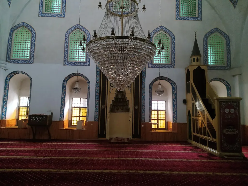 Gümüşlü Cami