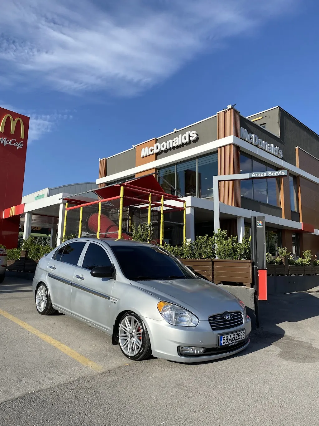 McDonald’s Aksaray Ağaçlı