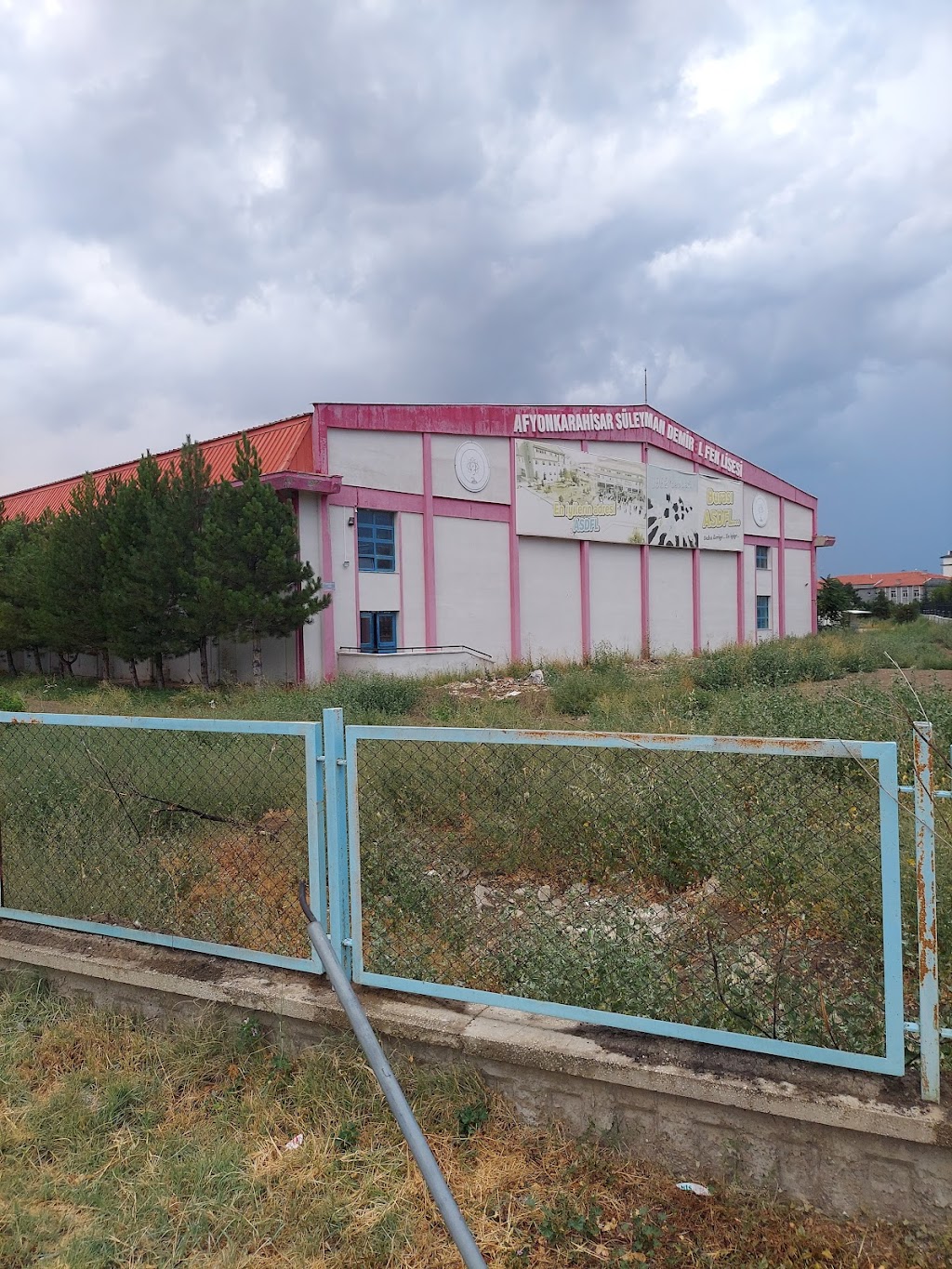 Süleyman Demirel Fen Lisesi Spor Salonu by Dagi