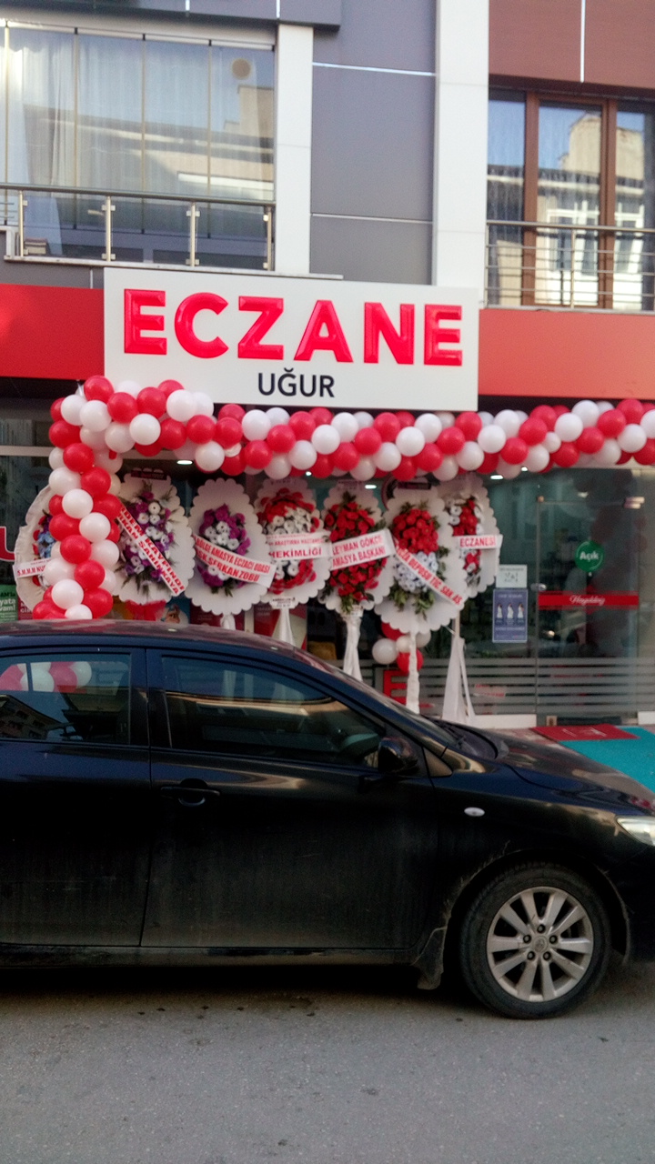 Uğur Eczanesi