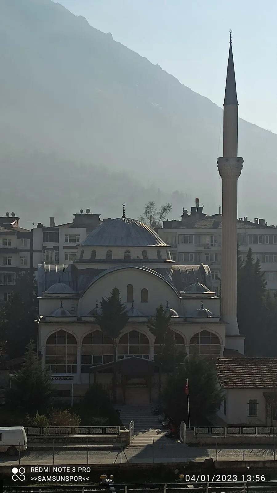 Yeni İstasyon Cami