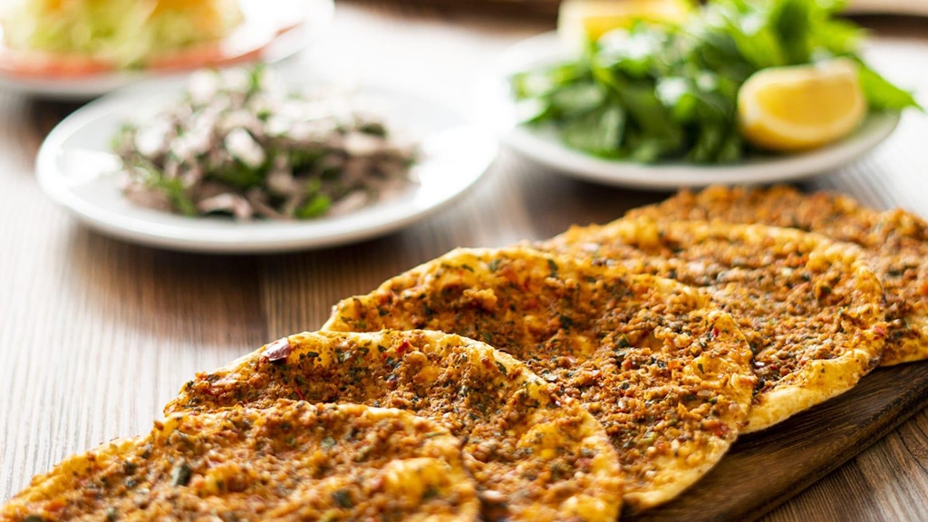 Adana’da Ne Yenir ? & En İyi 50 Yemek