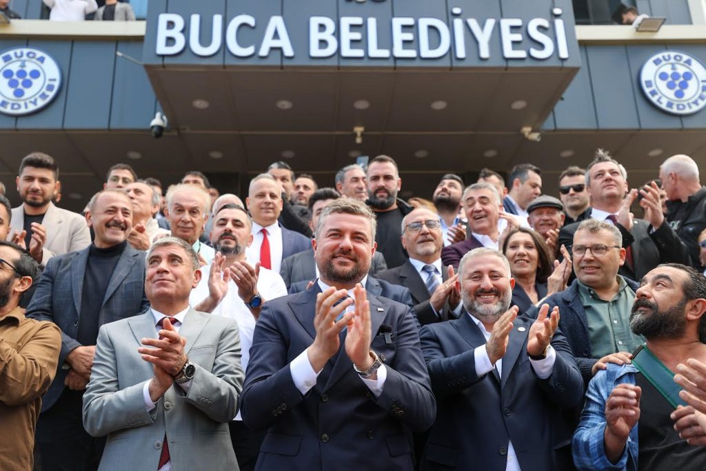 Buca’da Görkem Duman dönemi başladı