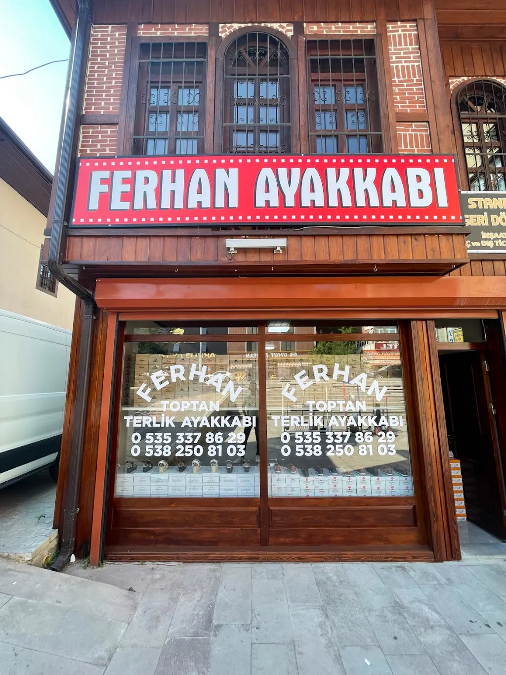 FERHAN AYAKKABI