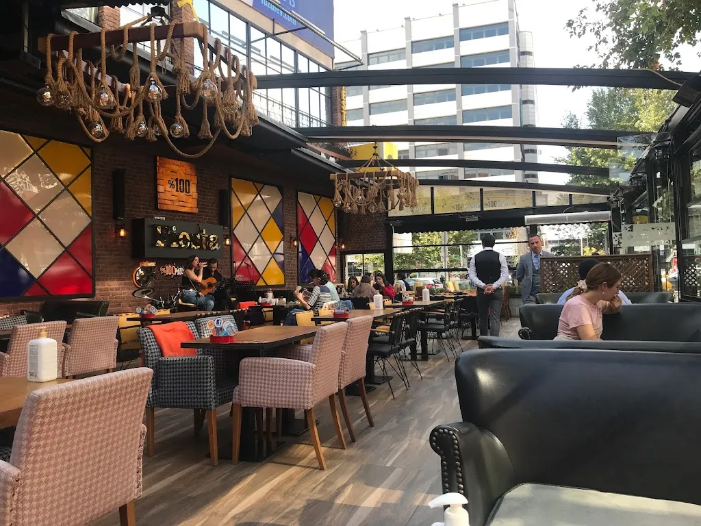 FİESTA RESTAURANT