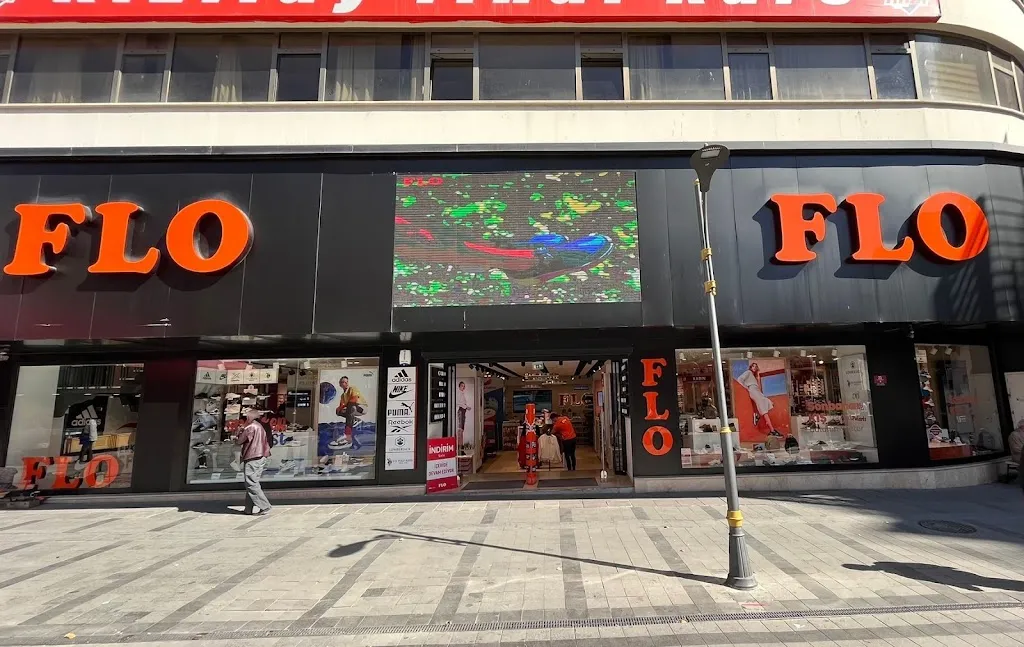 FLO Ankara İzmir Cadde 2 Mağazası