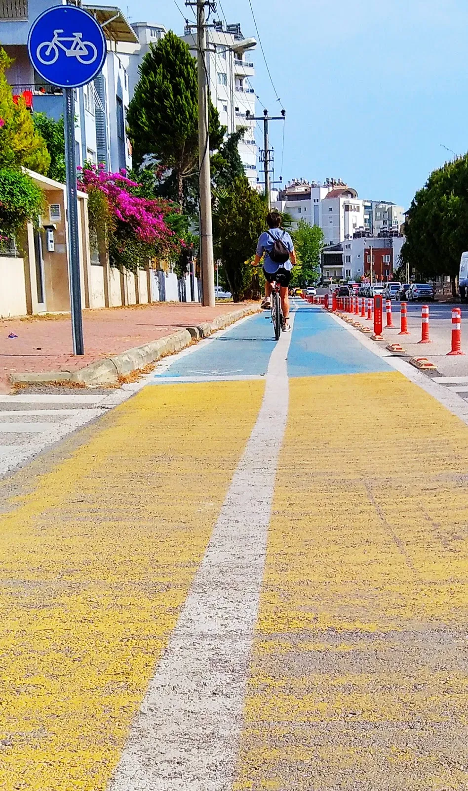 Lara Bisiklet Yolu