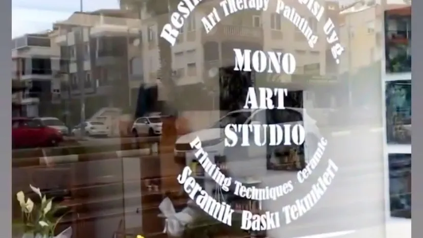 Mono Art Studio