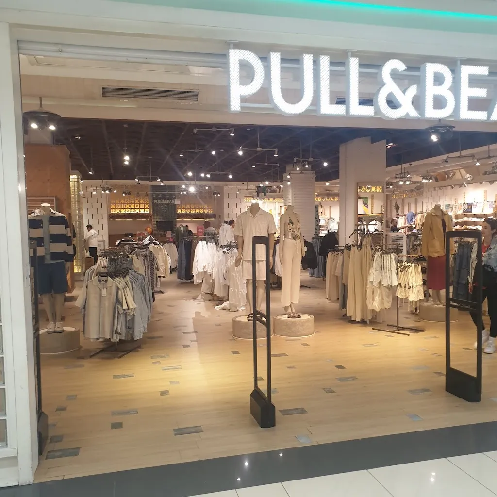 Pull And Bear