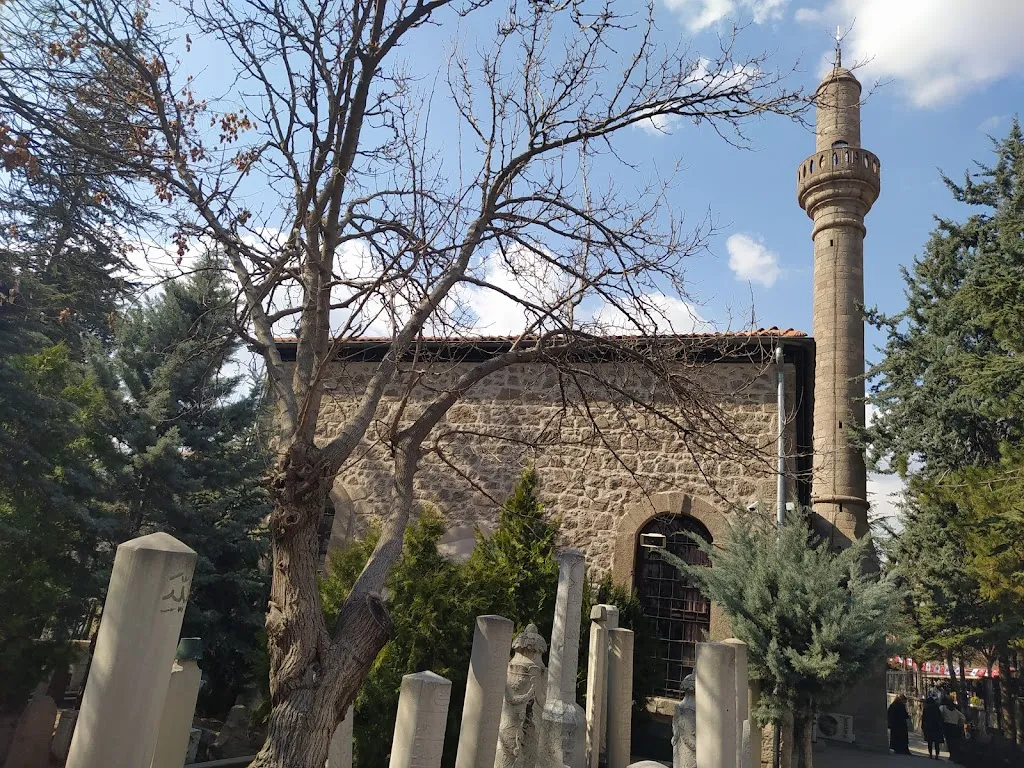 Taceddin Camii Ve Dergahi