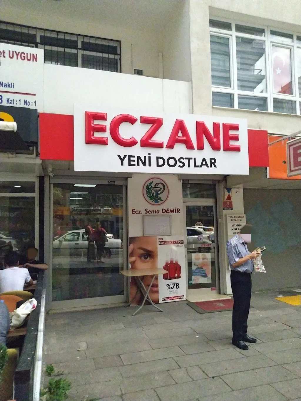 Yeni Dostlar Eczanesi