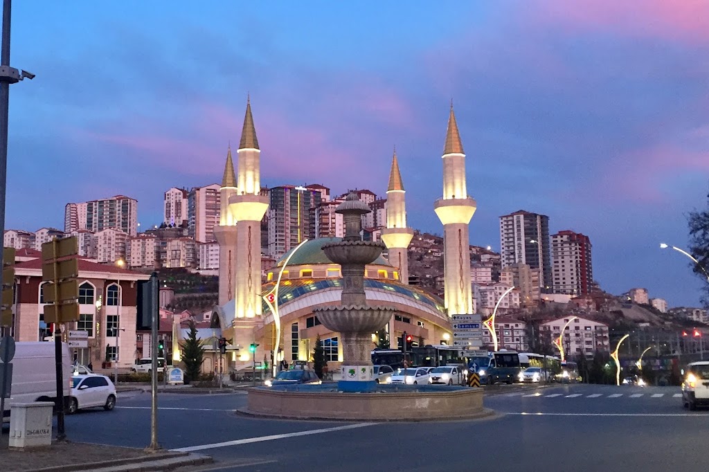 Yeni Mamak Merkez Camii