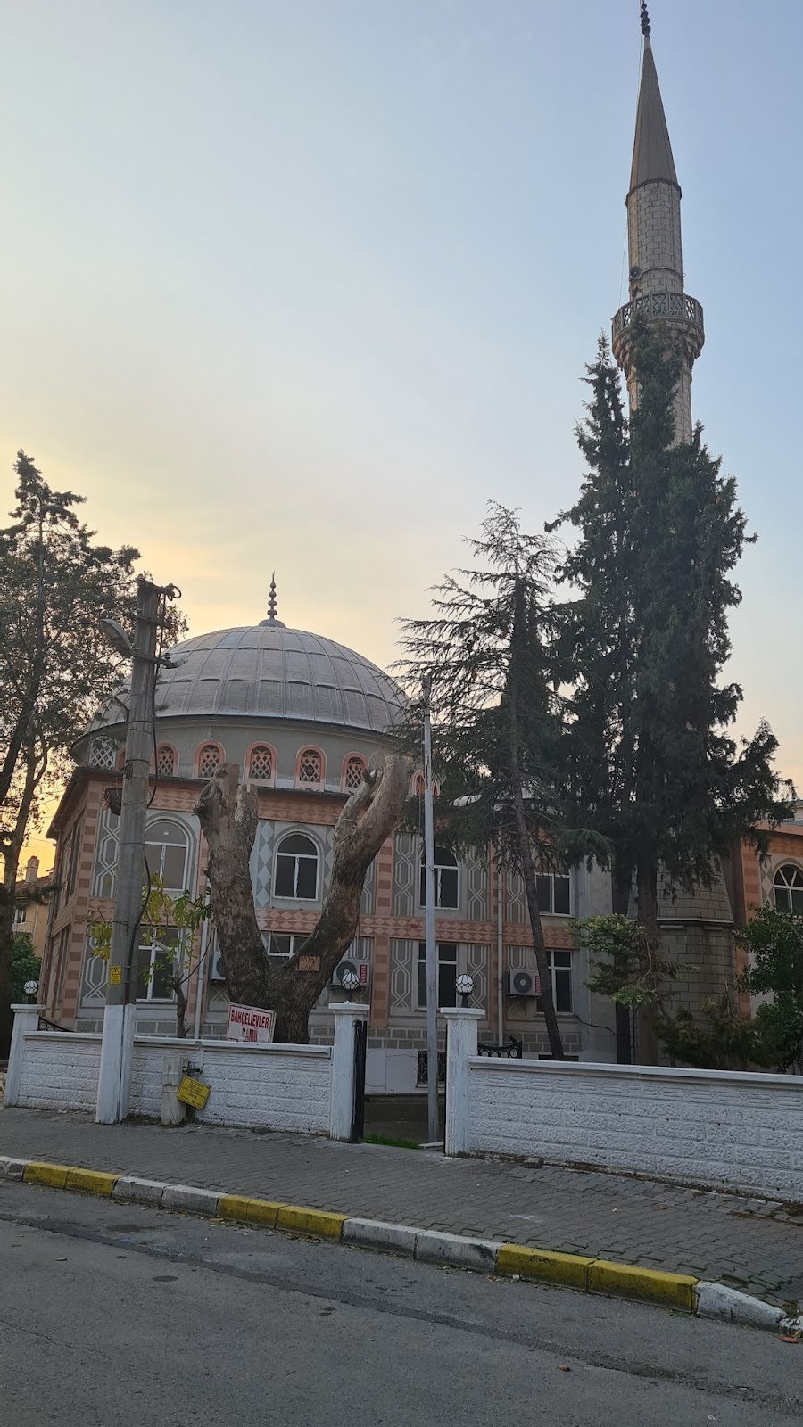 Bahçelievler Cami