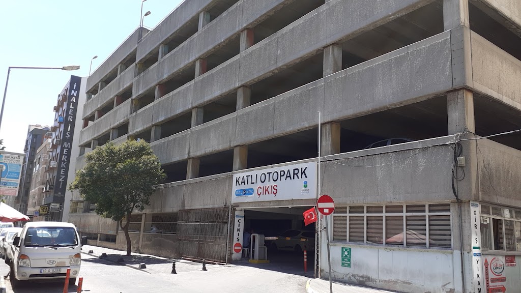 Balıkesir Belediyesi Katlı Otoparkı