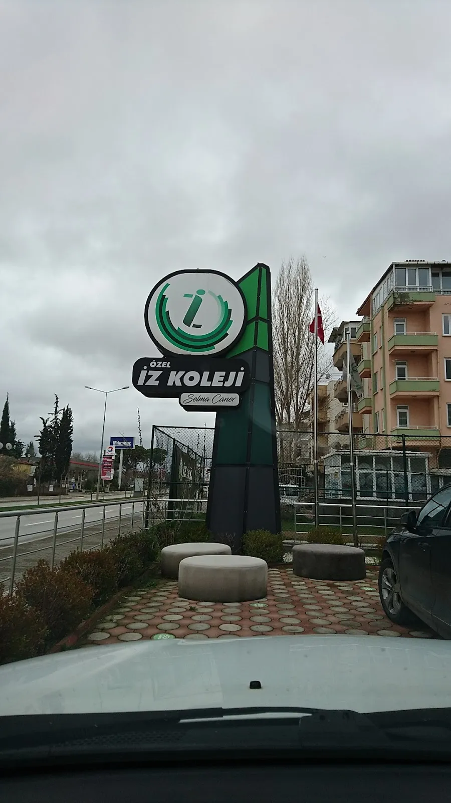 Balıkesir Özel İz Koleji Selma Caner Ortaokulu