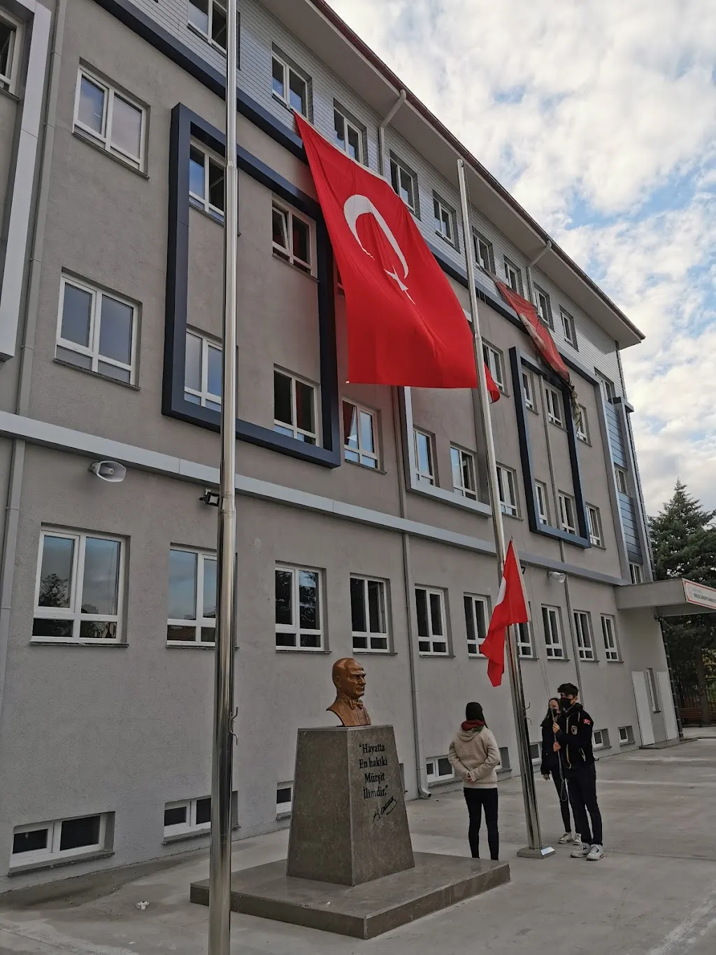 Ermişler Cumhuriyet Anadolu Lisesi