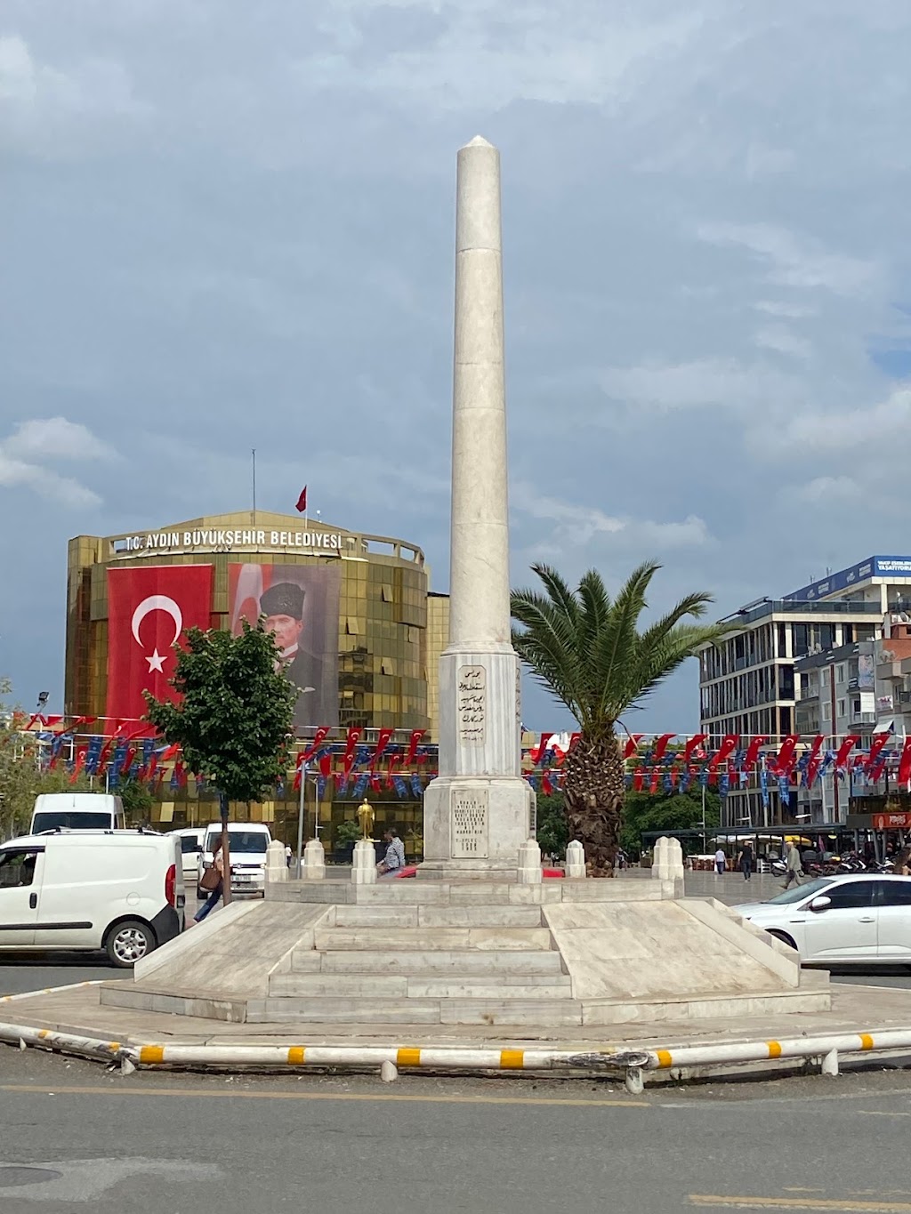 İstiklal Anıtı