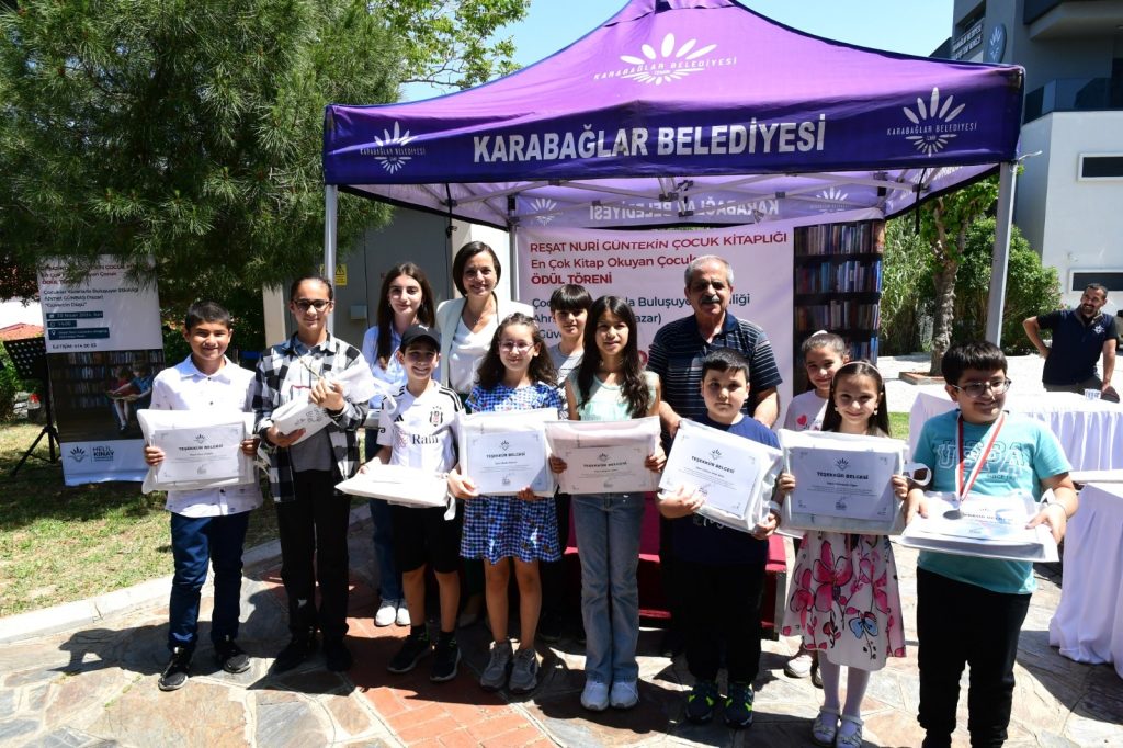 Karabağlar’da çocuklara kitap sevgisi aşılandı