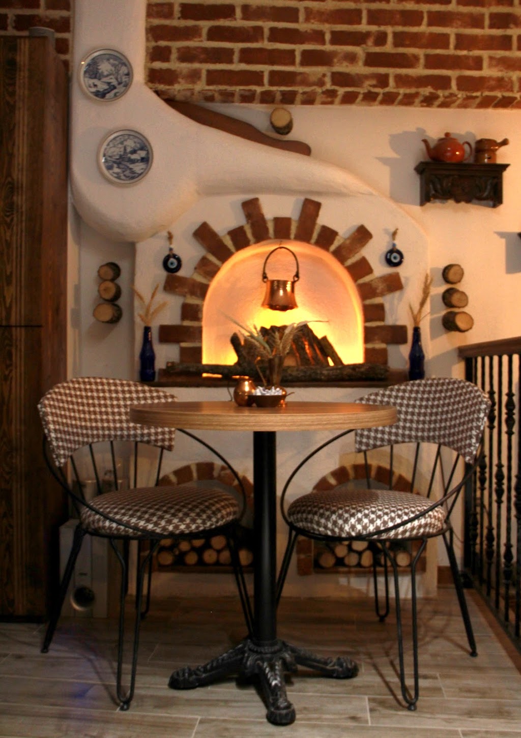 Mavi Köşe Boutique Cafe