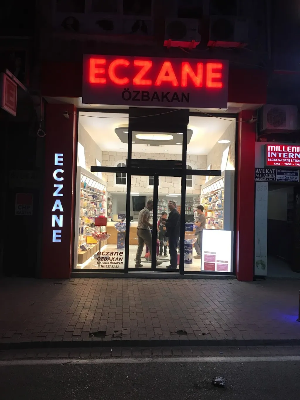 Özbakan Eczanesi